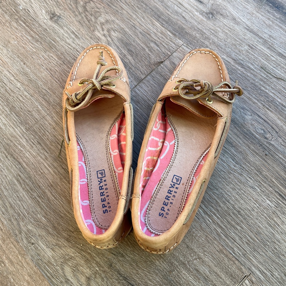 Sperry Women’s size 5